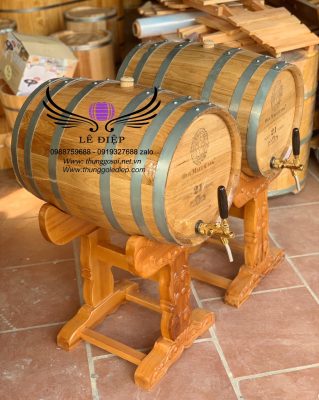 thùng ủ rượu gỗ sồi