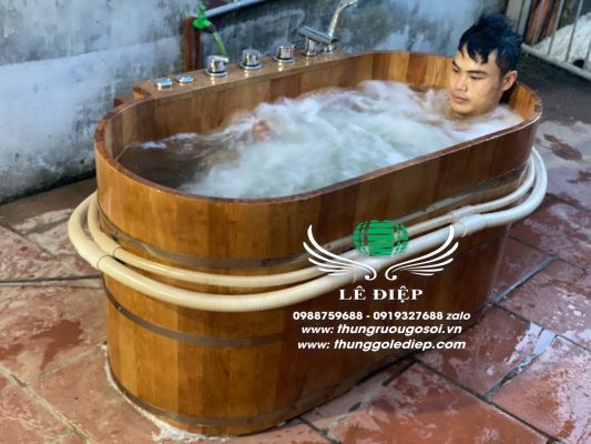 bồn tắm gỗ sục massage
